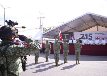 Encabeza Américo desfile cívico-militar: Tamaulipas celebra las Fiestas Patrias en paz