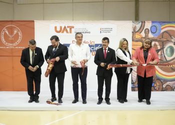 Gobernador y rector inauguran Día de la Investigación UAT 2025