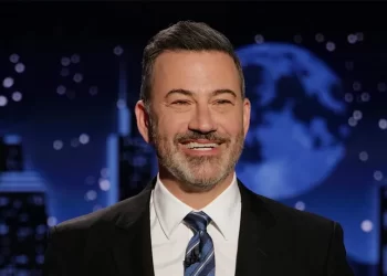 Jimmy Kimmel fuera del aire tras comentarios polémicos