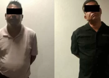 Nuevo León: Detienen a dos hombres por robar whisky en HEB de San Pedro