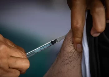 AICM inicia jornada de vacunación contra el sarampión