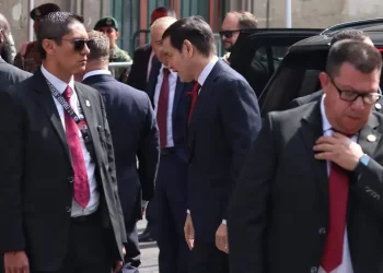 Marco Rubio llega a Palacio Nacional para reunión con Sheinbaum