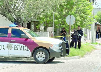 Malos olores revelan hallazgo de mujer muerta en colonia Rodríguez