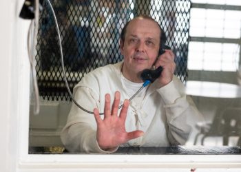 Tribunal de Texas suspende ejecución de Robert Roberson por dudas sobre el “síndrome del bebé sacudido”