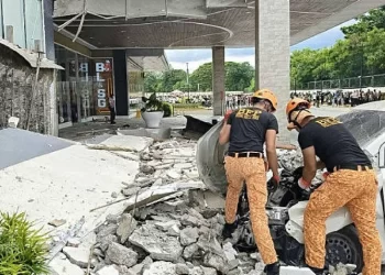 Terremoto de 7.4 sacude Mindanao; Filipinas activa alerta de tsunami