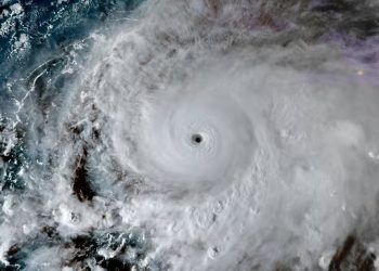 Huracán Melissa golpea el Caribe