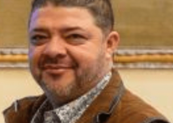 Acusan a comisionado de sobornos a autoridades mexicanas