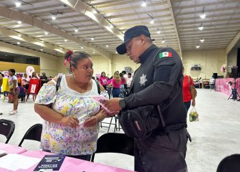 Guardia Estatal de Género se suma al “Mes Rosa” en diferentes municipios