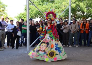 Celebra SSPT el Día de Muertos con concurso de catrinas y catrines