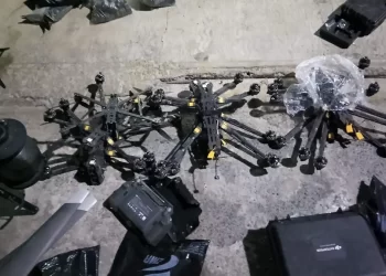 Detienen a presunto integrante de célula delictiva en Reynosa; incautan 151 explosivos y 18 drones