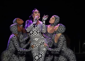 Kali Uchis: de dormir en su auto a ganar un Grammy y conquistar el mundo