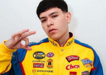 ¿Fue por los narcocorridos? Junior H aplaza concierto