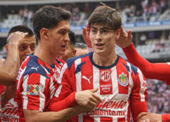 ¡Chivas rugen con fuerza!
