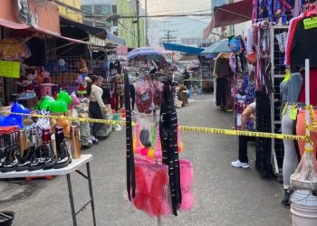 Disparos de arma de fuego alarman a comerciantes de Colegio Civil en Monterrey