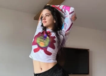 Se filtra el nuevo disco “Lux” de Rosalía antes de su lanzamiento