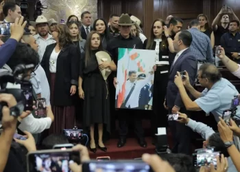 Grecia Quiroz asume la alcaldía de Uruapan tras asesinato de Carlos Manzo