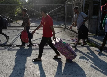 Migración en reversa: miles de migrantes abandonan el sueño americano y regresan al sur