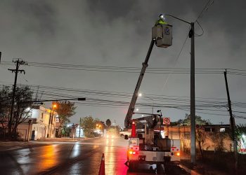 Refuerza Alcalde Carlos Peña Ortiz iluminación pública en Reynosa
