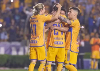 Tigres remonta con autoridad: golea 5-0 a Xolos y avanza a semifinales