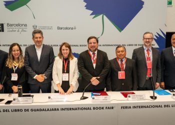 Reconoce UNESCO liderazgo de Tamaulipas en Aprendizajes Fundamentales y buenas prácticas docentes en la FIL Guadalajara 2025