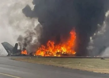 Jet privado se desploma en Carolina del Norte; reportan hasta seis muertos