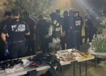 Nuevo León: Detienen a 11 personas en fiesta clandestina con más de 350 menores en San Pedro