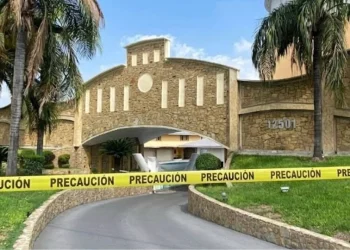 Muere hombre al interior de un motel en Monterrey