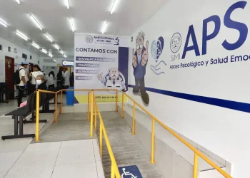 ¿Dr. Simi al rescate? Proponen sumar consultorios de farmacia al sistema público de salud