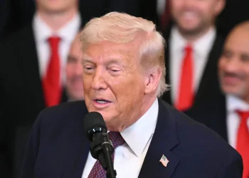 Trump agradece a María Corina Machado gesto simbólico del Nobel de la Paz