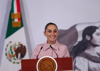 Sheinbaum descarta salida de EU del T-MEC tras amenazas de Trump