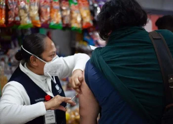 Propone diputada cubrebocas obligatorio en Nuevo León por brote de sarampión