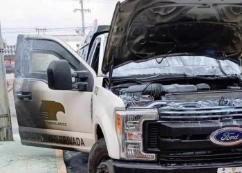 Cortocircuito provoca conato de incendio en camión de valores