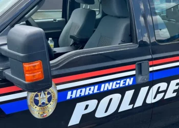 Joven enfrenta cargos tras persecución desde Harlingen hasta Brownsville