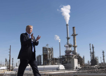 Anuncia Trump Refinería de 300 mil mdd para el Puerto de Brownsville