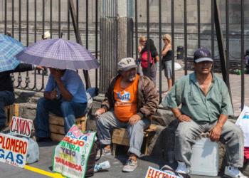 México lidera la OCDE con la tasa de desempleo más baja en décadas