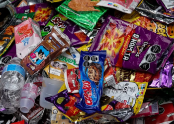 La prohibición de comida chatarra en escuelas de NL sigue sin cumplirse