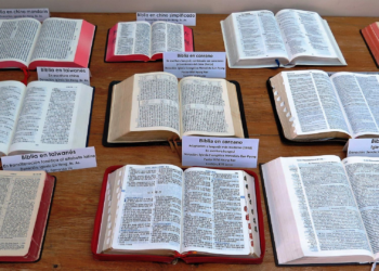 Texas en el centro de la polémica: ¿Relatos bíblicos o adoctrinamiento en las escuelas públicas?