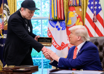 Análisis: El ascenso del Posfascismo y el “Totalitarismo de Mercado”