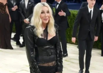 Cher celebra 80 años consolidada como una de las artistas más ricas del pop