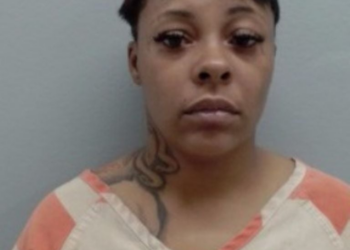 Mujer detenida en Webb