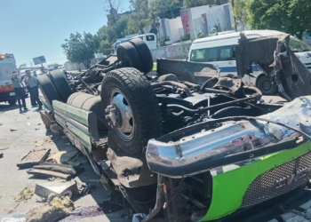Terrible choque en la carretera