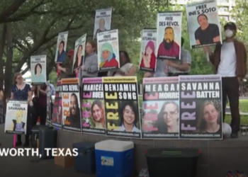 Sentencia a activistas en Texas