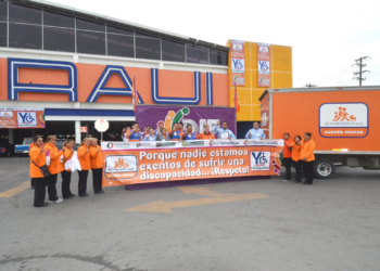 Se quema Chedraui