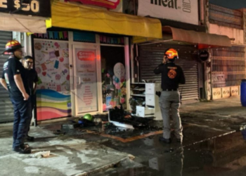 Se quema negocio en Nuevo León