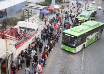 Parabuses en la zona metropolitana de Monterrey