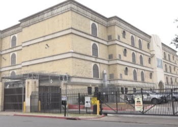Arrestan a menor de 17 años en Laredo