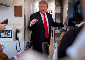 Desaprobación a Donald Trump alcanza nuevo máximo histórico