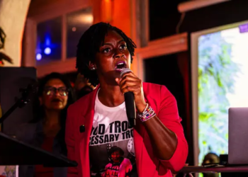 Gana otra demócrata “socialista” en Florida