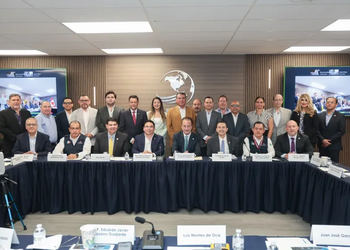 Organizaciones de empresarios se reunen para decidir economia de las aduanas