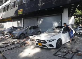 Sismo de magnitud 7.4 sacude el oeste de Colombia